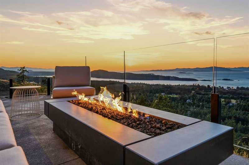 Patio (Twilight)