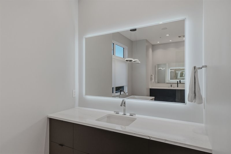 Ensuite