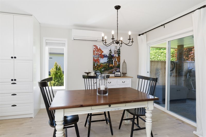 Dining Room - Door to Patio
