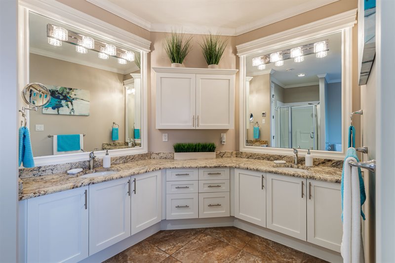 Ensuite