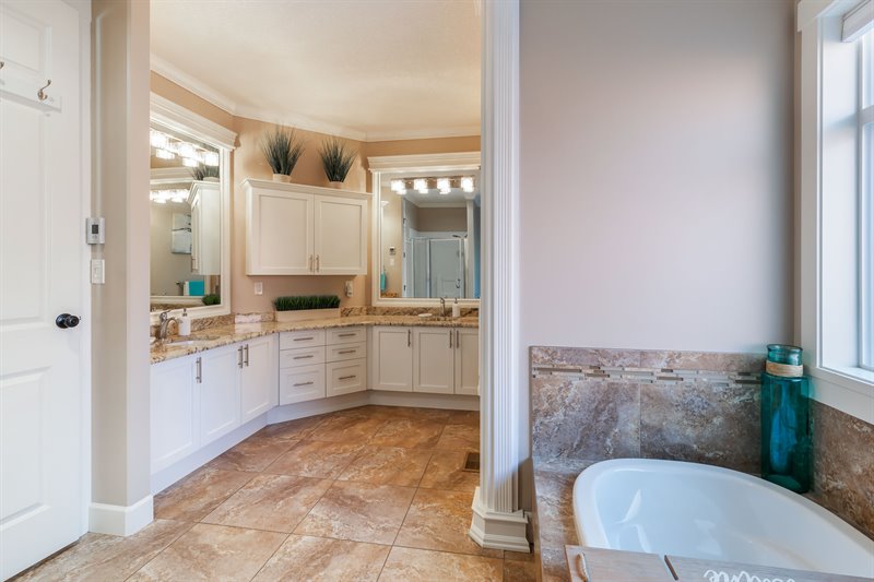 Ensuite