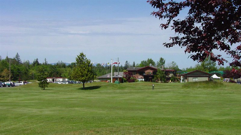 Walk to Morningstar Golf Course
