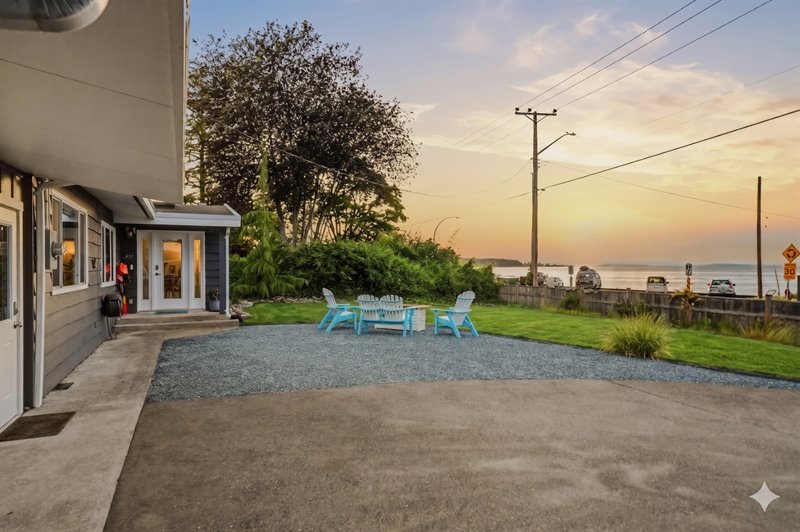 Front Patio (Enhanced Landscaping)