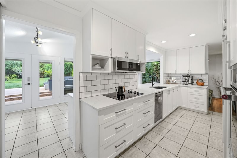 Kitchen - Sunroom | Nook