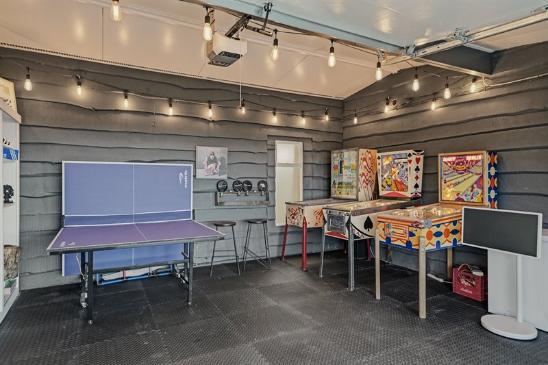 Garage | Games Room