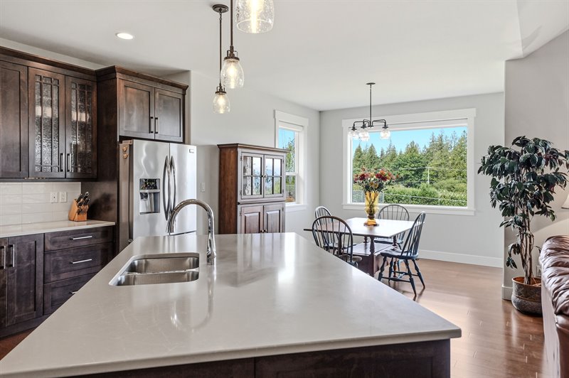 Kitchen | Dining Room