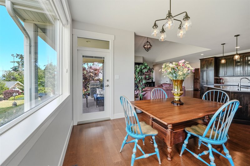 Dining Room - Door to Patio
