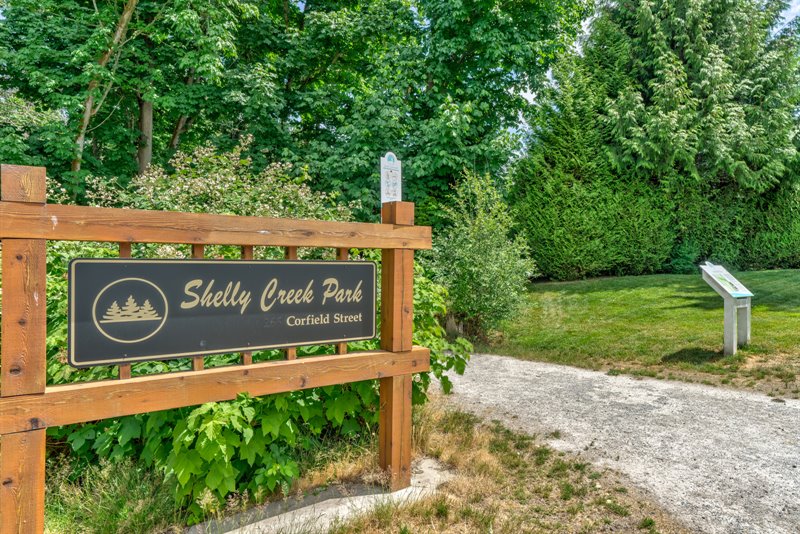 Beautiful Parks & Walking Trails Nearby