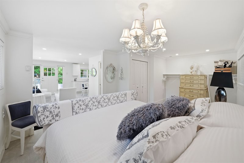 Guest Cottage - Bedroom