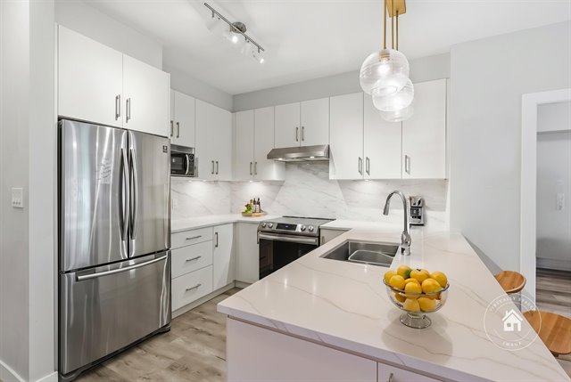 308-20 Barsby Ave