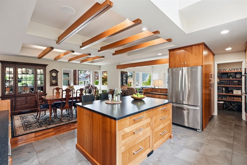 Kitchen | Dining Room