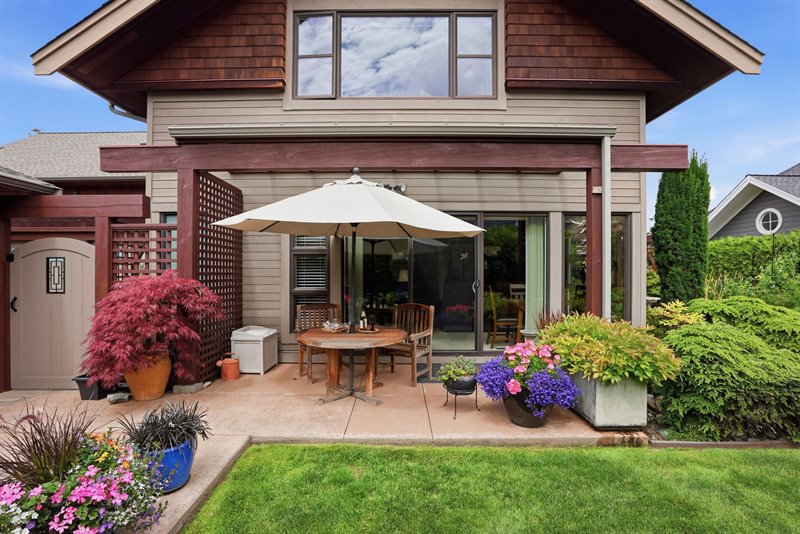 Patio 3