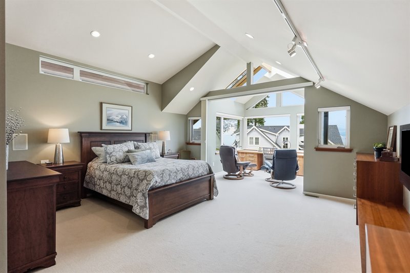 Primary Bedroom Suite
