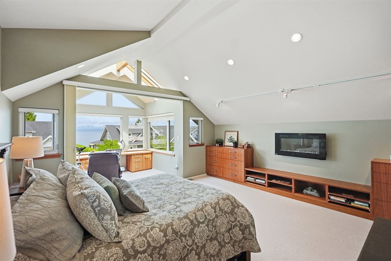 Primary Bedroom Suite