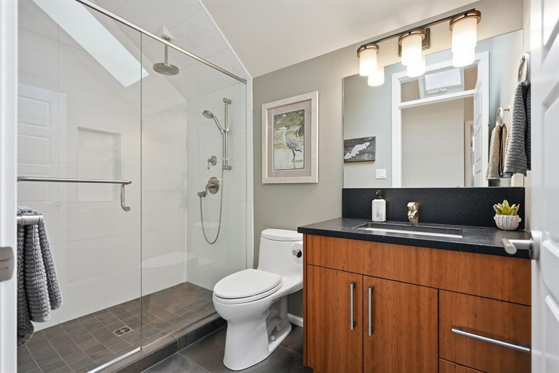 Upper Bath