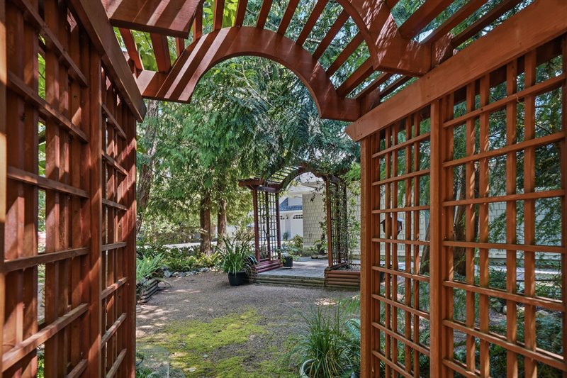 Private Park-Like Acreage