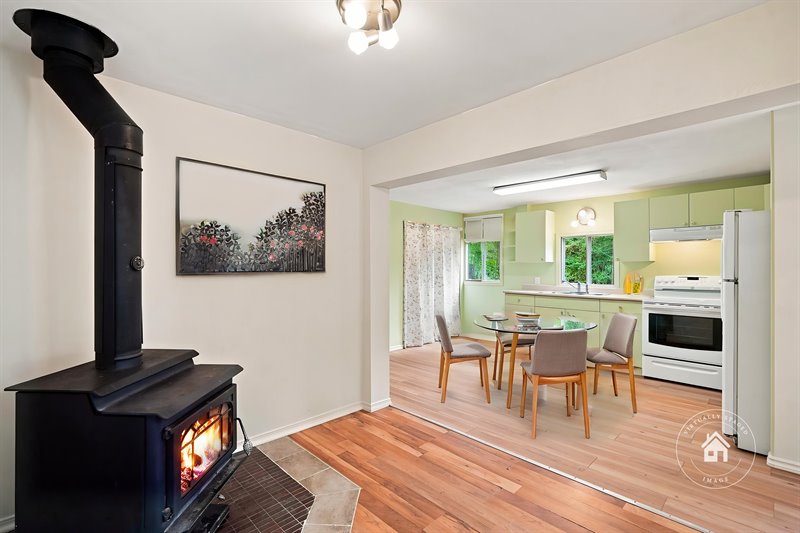 Foyer | Kitchen (Virtual Staging)