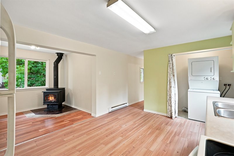 Kitchen | Laundry Facilities