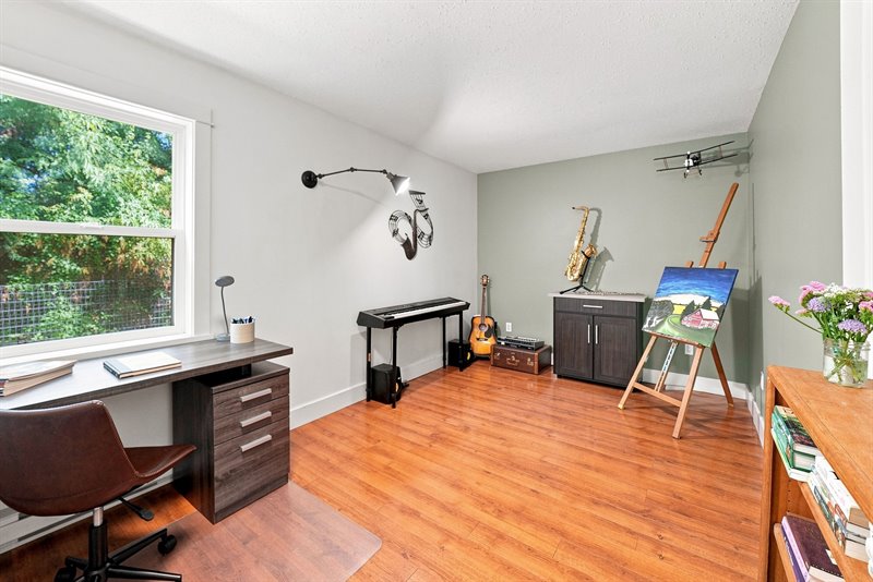 Office | Den