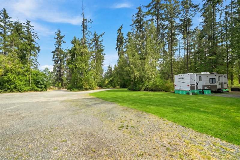Acreage - RV Parking Pad (Virtually Enhanced Landscaping)