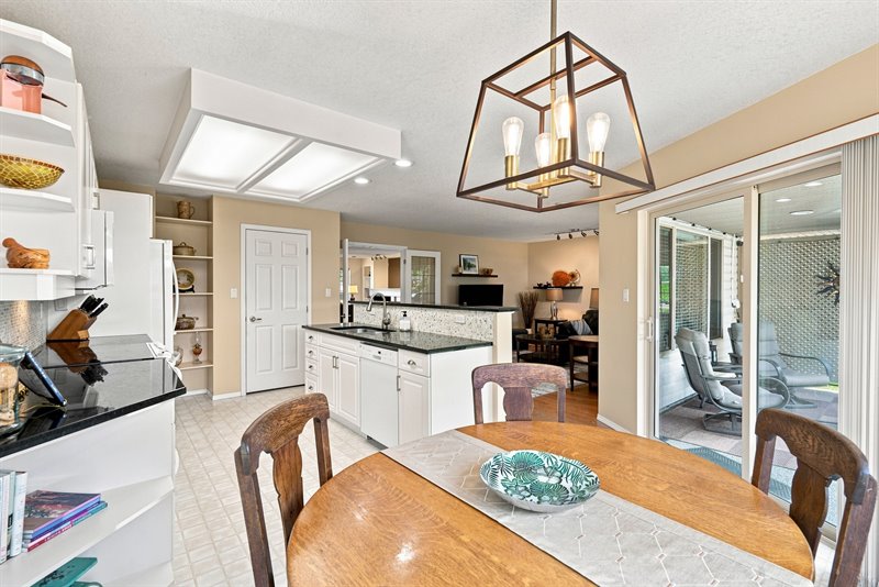 Nook | Kitchen