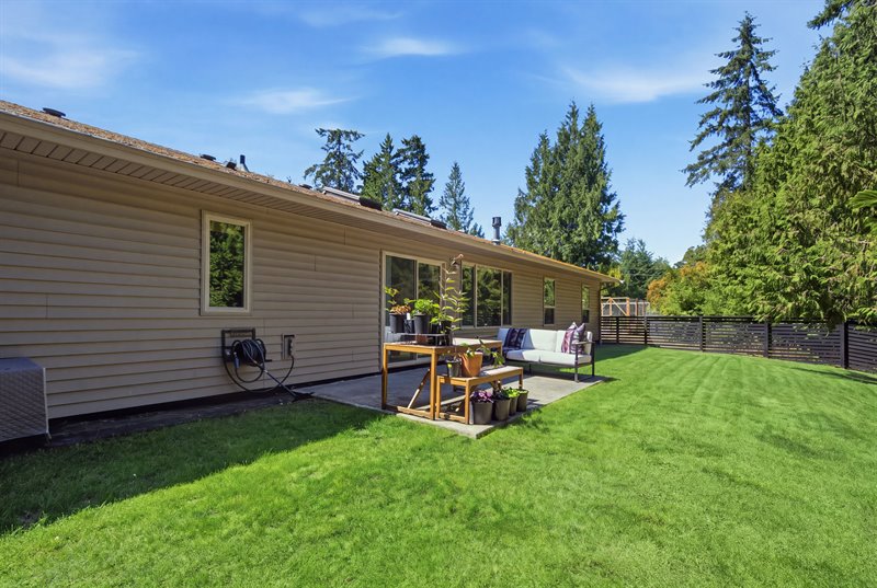 Patio & Fenced Yard (Virtually Enhanced Landscaping)