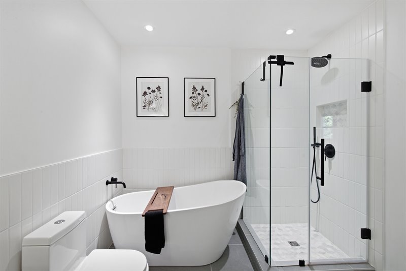 Ensuite