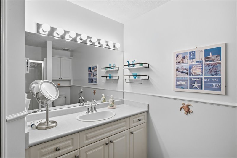 Ensuite