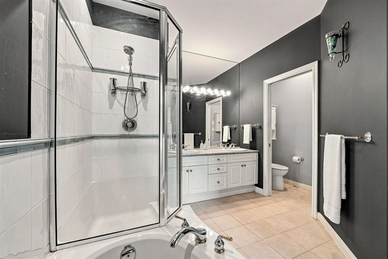 Ensuite