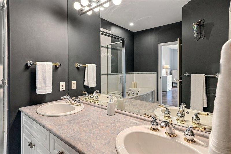Ensuite