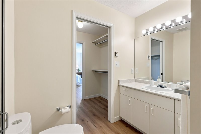 Ensuite