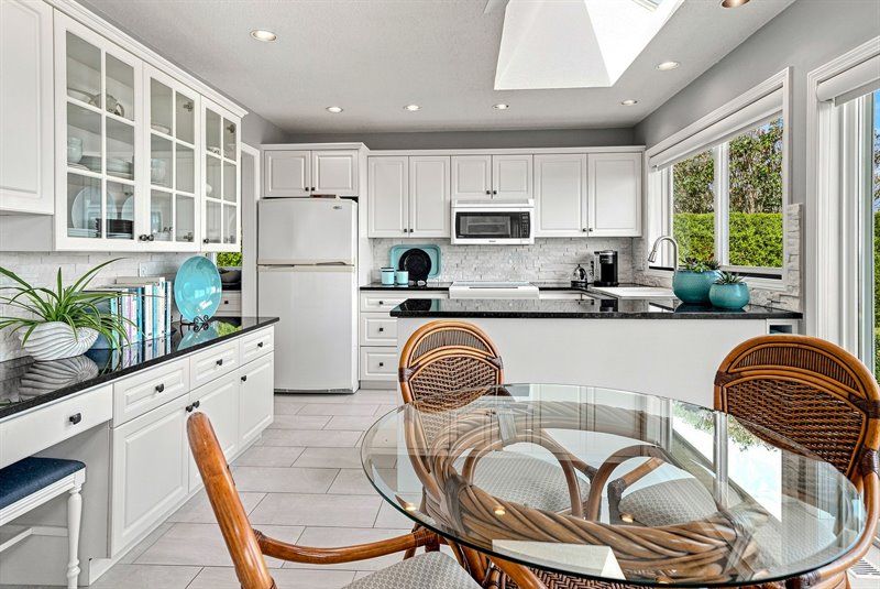 Nook | Kitchen