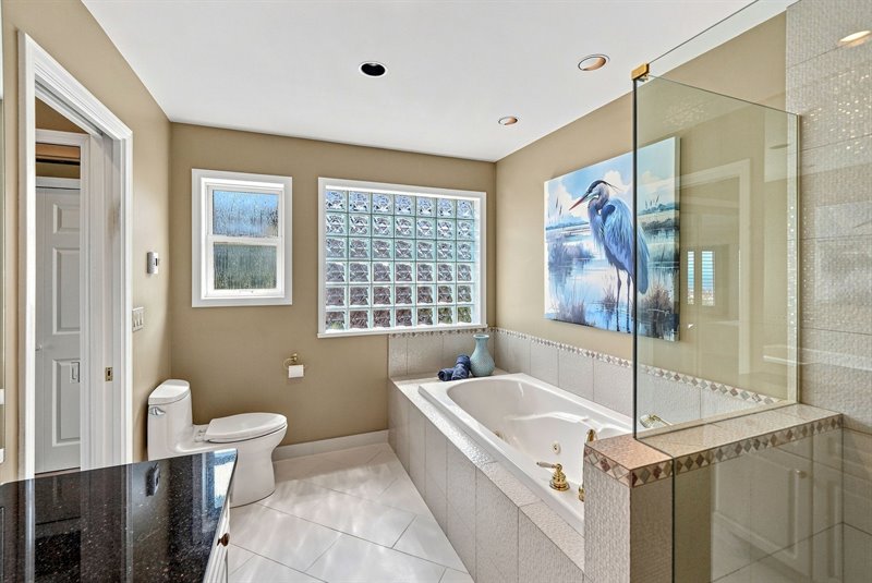 Ensuite