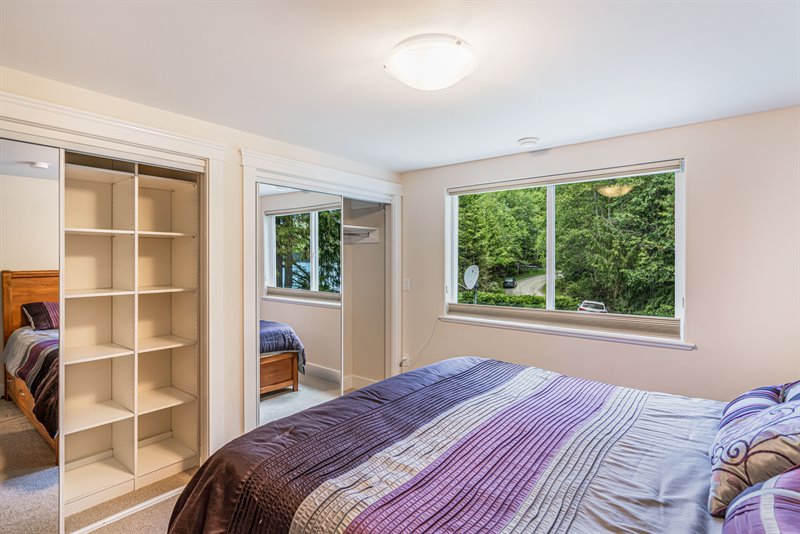 Upper Bedroom 1