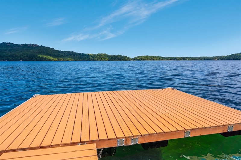 Dock