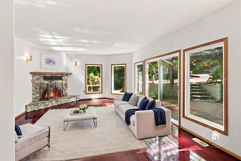 Family Room (Virtual Staging)