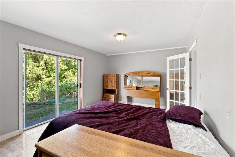 Lower Level Guest Suite - Bedroom 1