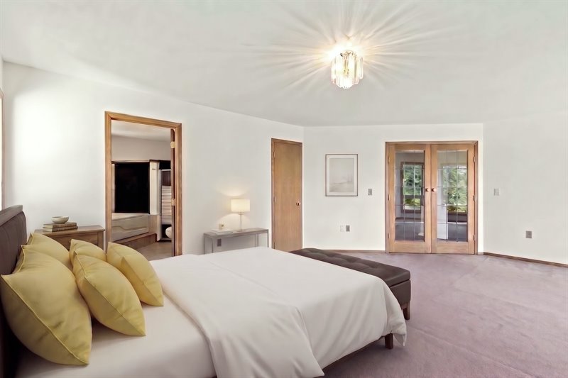 Primary Bedroom Suite (Virtual Staging)