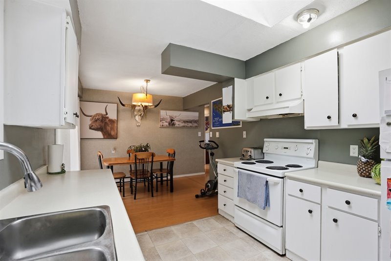 Kitchen | Nook