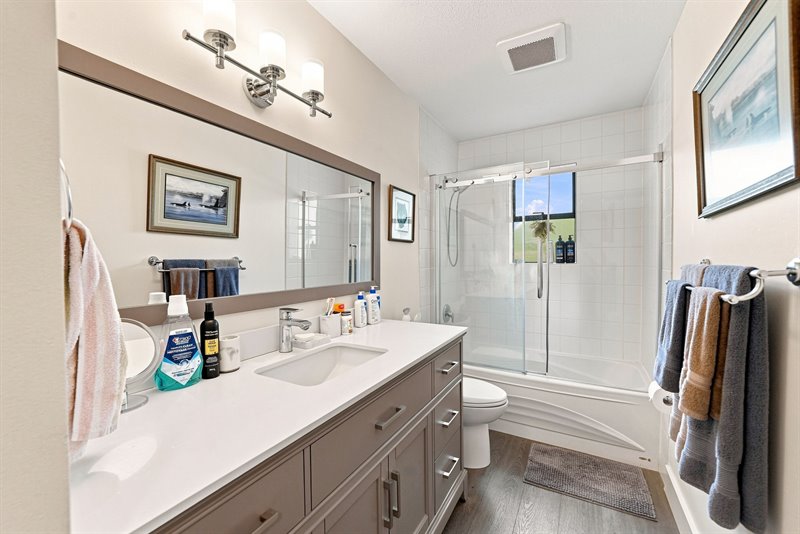 Main Bath