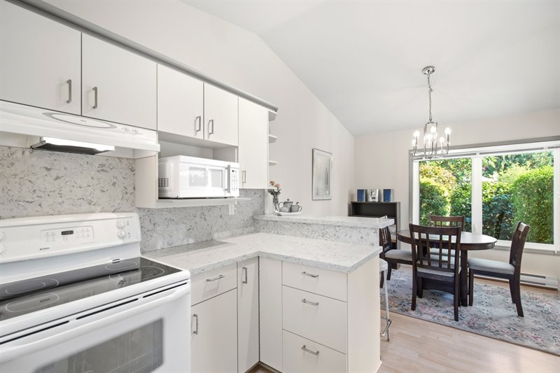 Kitchen | Nook