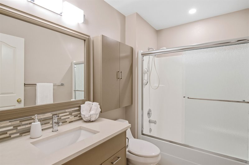Main Bath