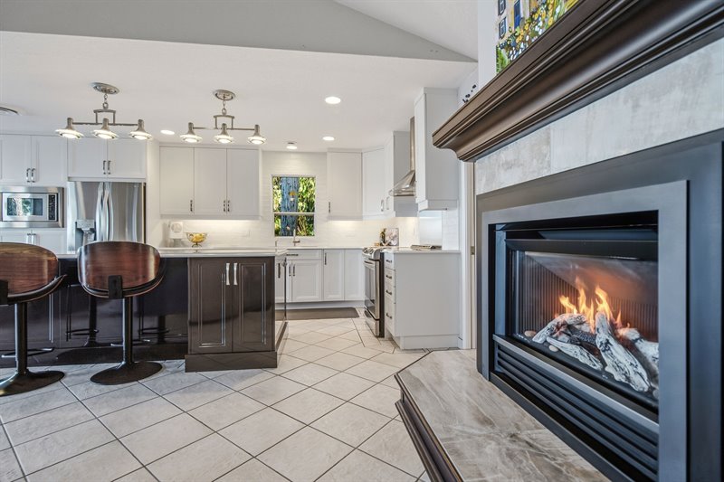Family Room | Kitchen