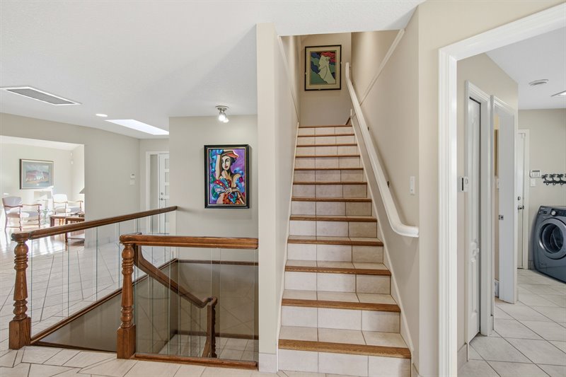 Stairs Up