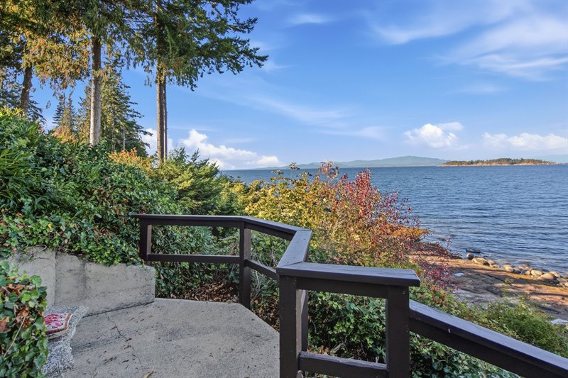 Stairway to Waterfront