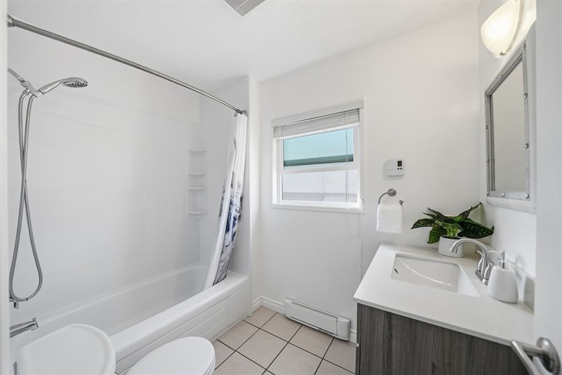 Main Bath