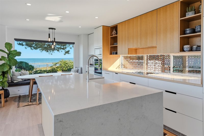Kitchen | Dining Area