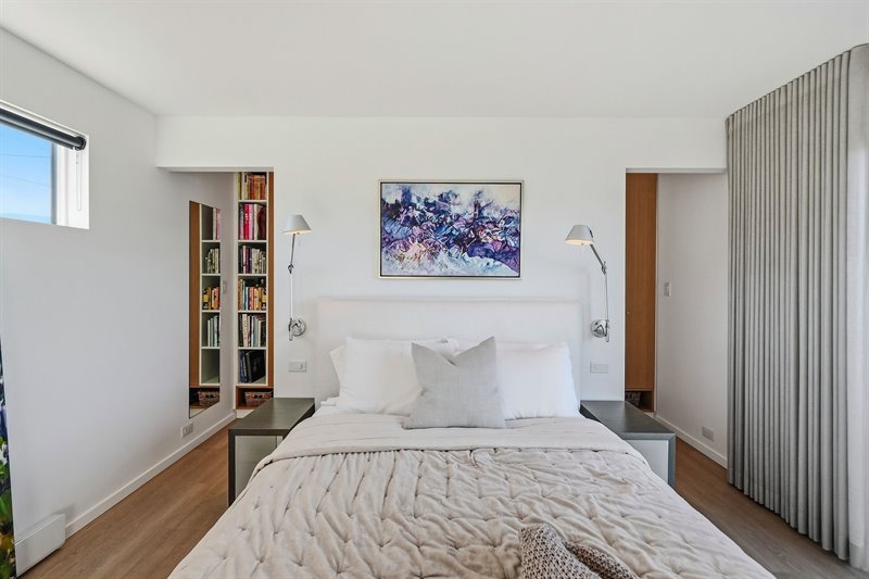 Ensuited Bedroom - Access to Walk-Thru Closet | Laundry