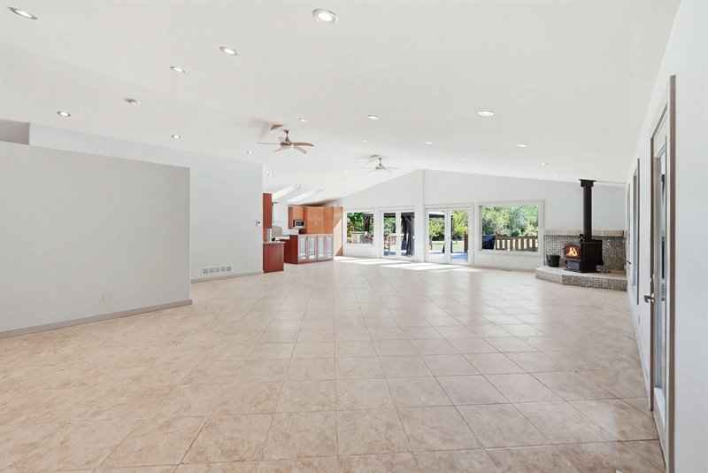 Bright & Airy Open Concept
