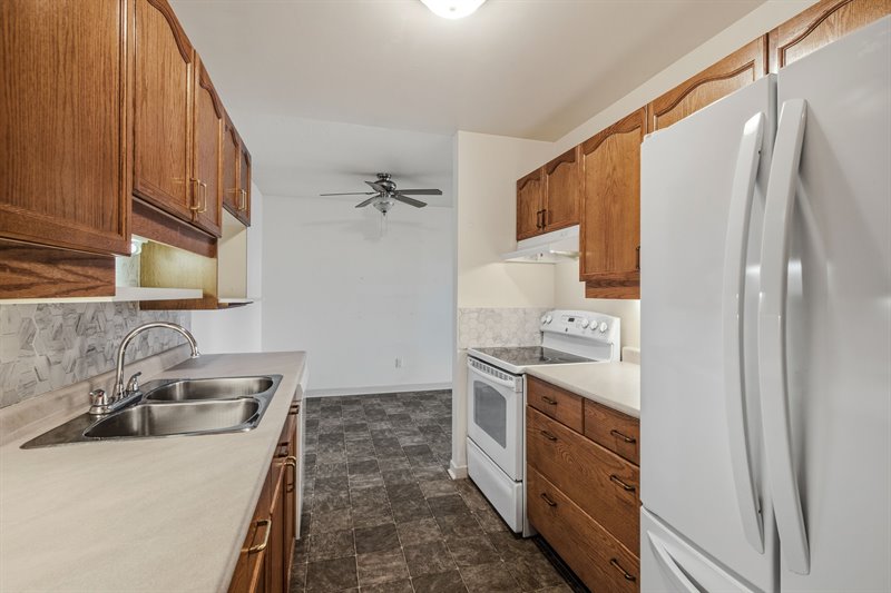 Kitchen | Dining Room